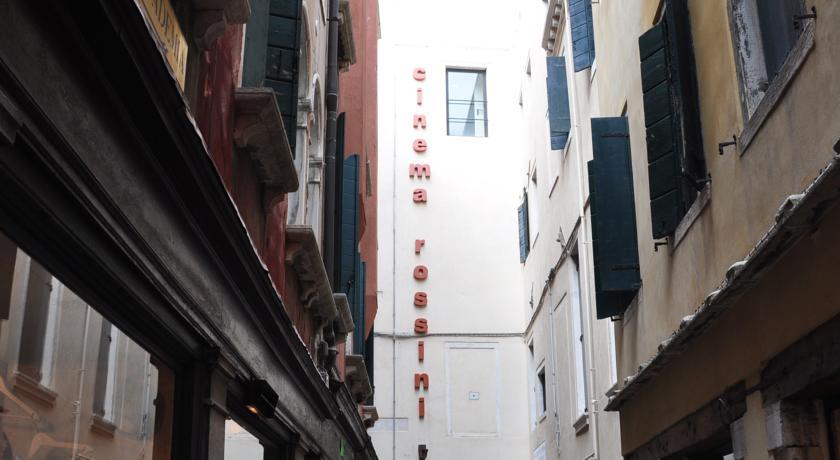 Bed and Breakfast Lanterna Di Marco Polo Venecia Exterior foto