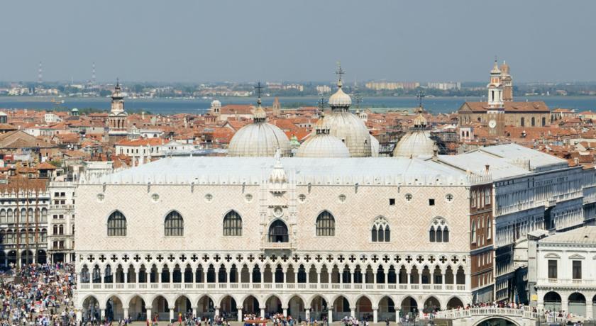 Bed and Breakfast Lanterna Di Marco Polo Venecia Exterior foto