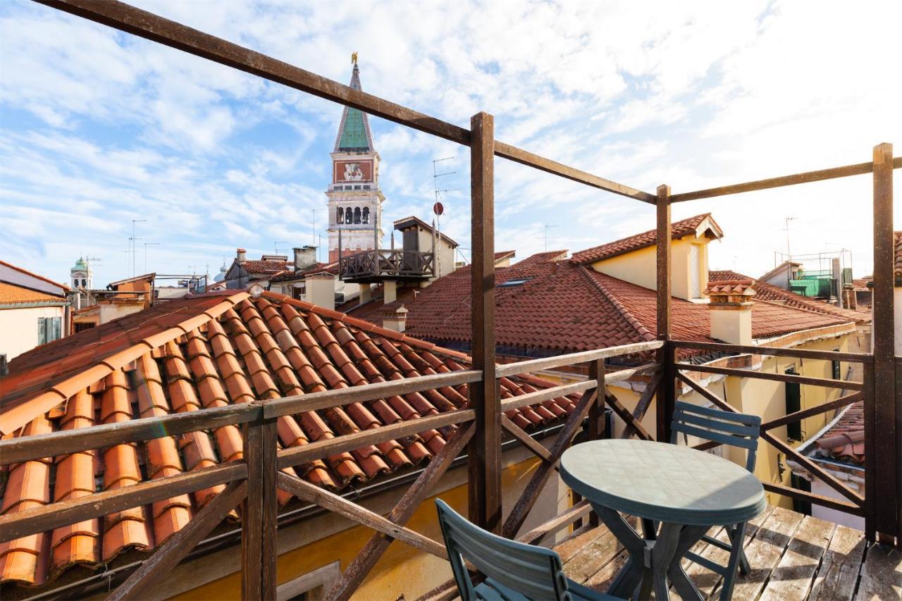 Bed and Breakfast Lanterna Di Marco Polo Venecia Exterior foto
